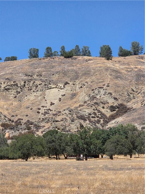 312 Oak St, San Miguel, CA, 93451 | Card Image