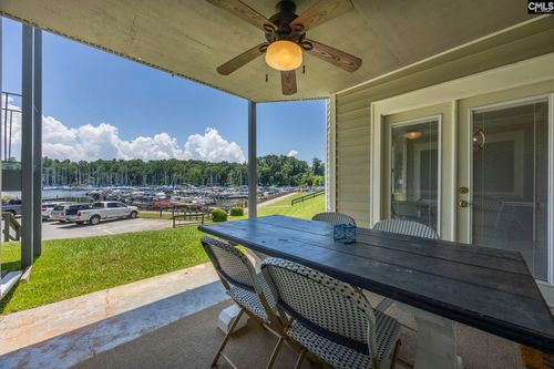 322 Cove Ct, Columbia, SC, 29212-8001 | Card Image