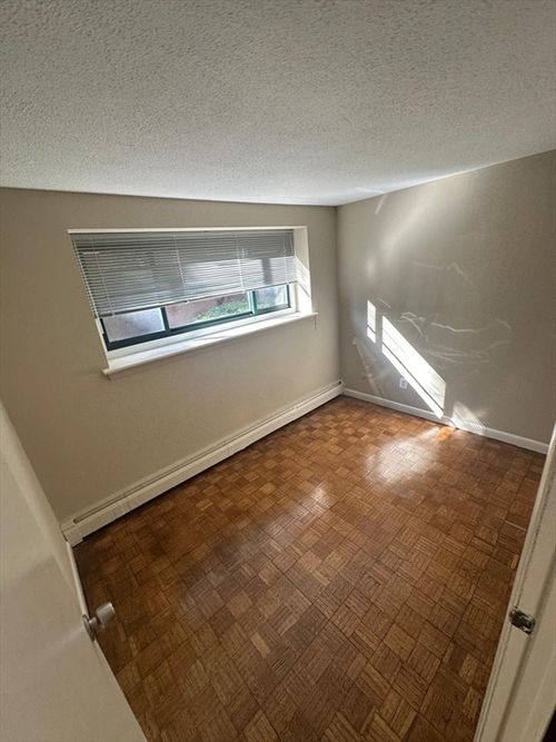 apt-2-375 Harvard St, Cambridge, MA, 02138-4120 | Card Image