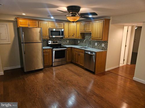 unit-b-5102 Glassmanor Dr, OXON HILL, MD, 20745-2744 | Card Image