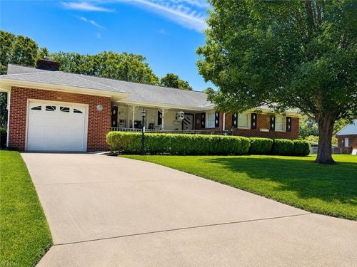6 Belle Meade Court, Newport News, VA, 23602 | Card Image