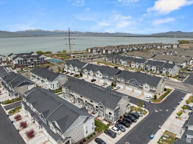 Birds eye view of property featuring a residential view and a water and mountain view | Image 36