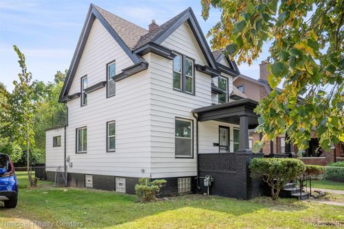 17580 Northrop St, Detroit, MI, 48219-2363 | Card Image