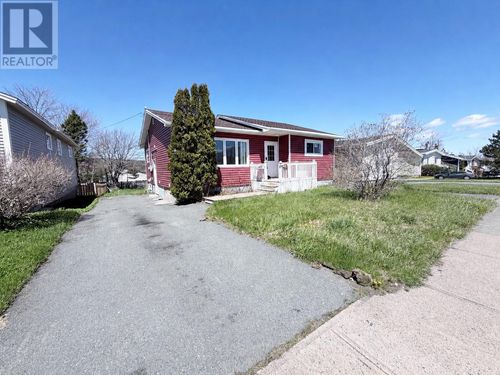 78 Terra Nova Rd, St. John's, NL, A1B1E9 | Card Image