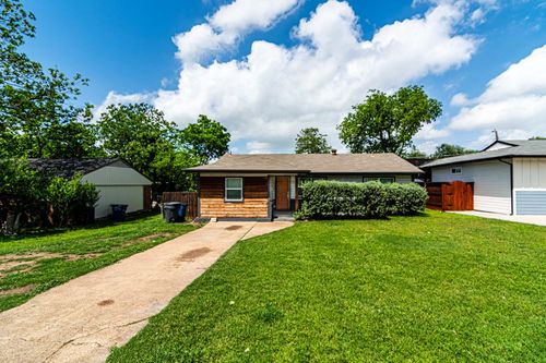 4447 Moler St, Dallas, TX, 75211-6402 | Card Image