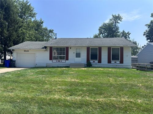 6520 Medford Lane Ne, Cedar Rapids, IA, 52402 | Card Image