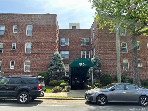 1c-50 Middle Neck Rd, Great Neck, NY, 11021-3434 | Card Image