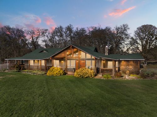 448 Ferry Rd, Grants Pass, OR, 97526-9603 | Card Image