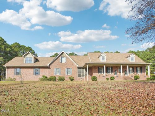 750 Stephenson Rd, Benson, NC, 27504-6981 | Card Image