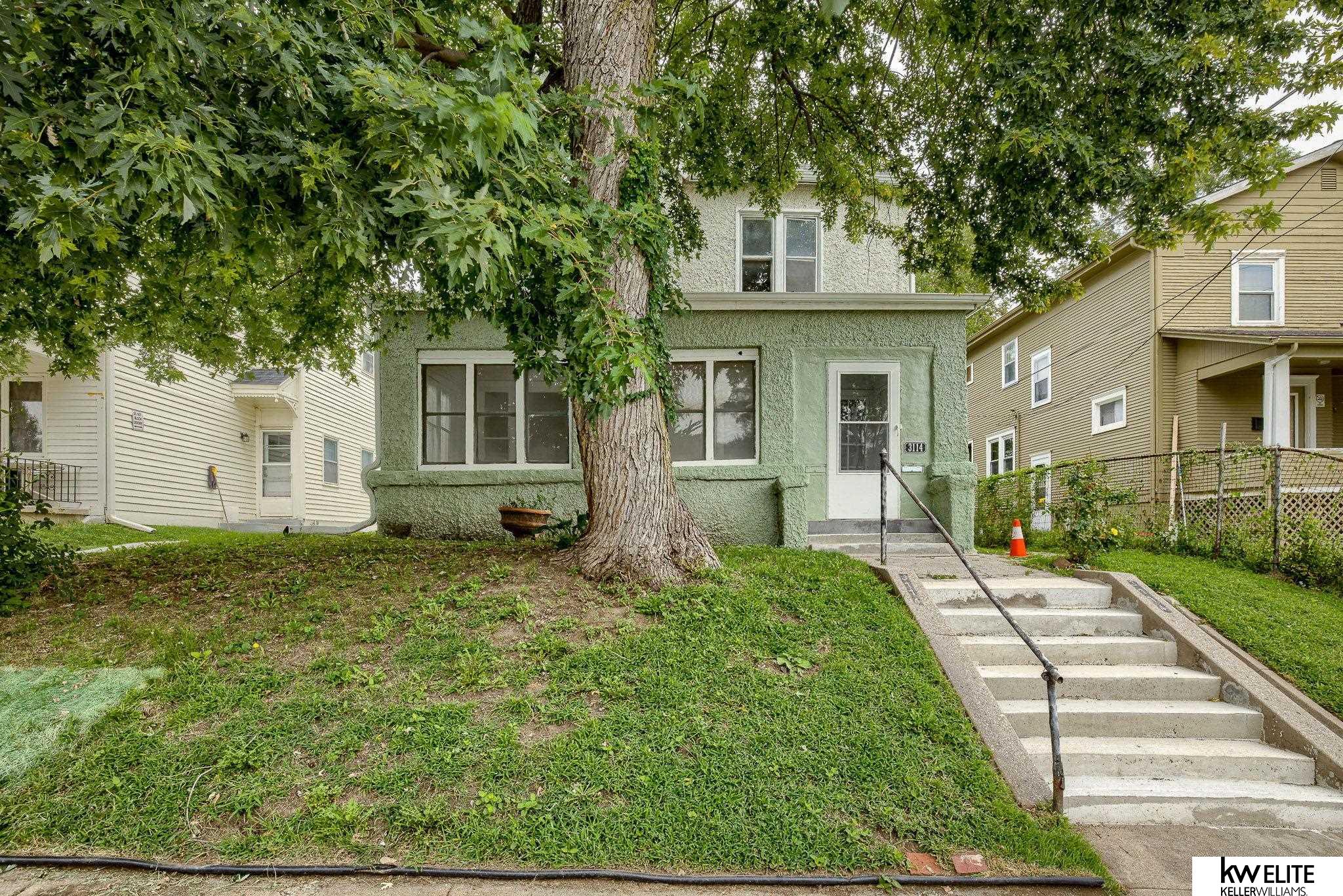 Poppleton Ave, Omaha, NE 68105