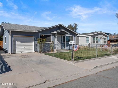 654 Douglas St, Fallon, NV, 89406-3909 | Card Image