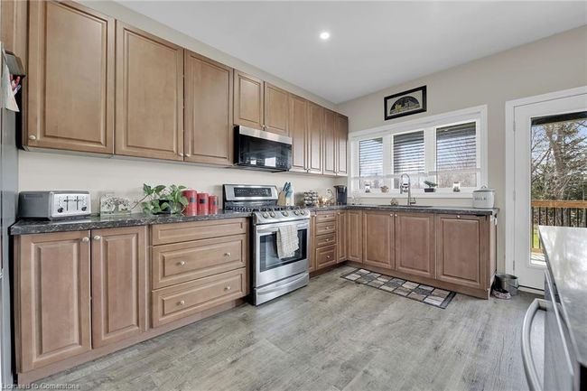 4 Humming Bird Lane, House other with 3 bedrooms, 2 bathrooms and 12 parking in Selkirk ON | Image 20