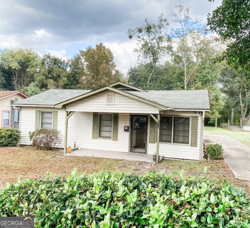 618 Robinson Dr, Jesup, GA, 31545-1007 | Card Image