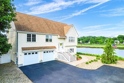 8 Glen St, Saugus, MA, 01906-1741 | Card Image