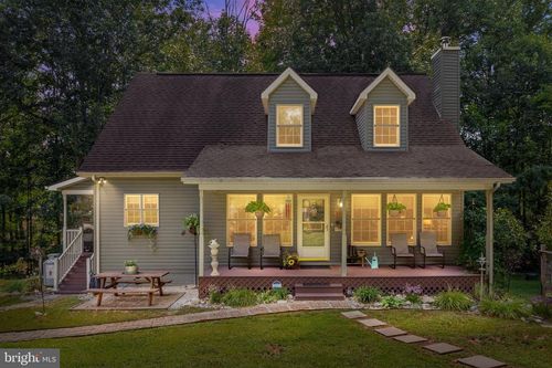 153 Cairo Cir, LURAY, VA, 22835-3011 | Card Image