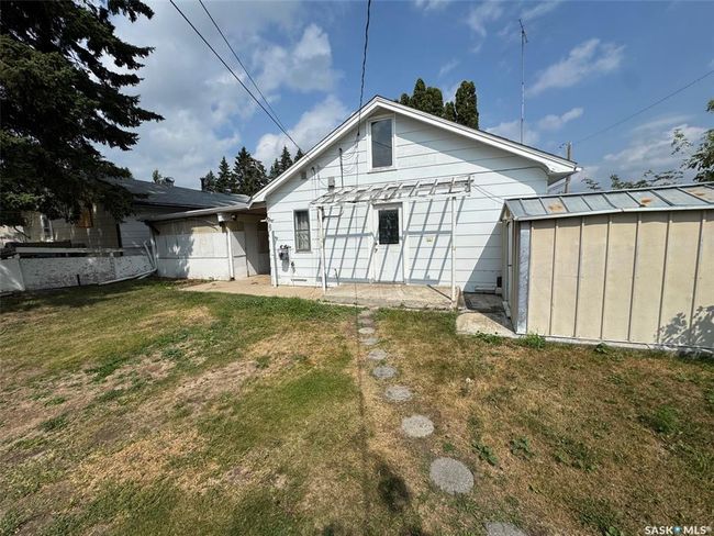 310 Maple Rd E, House other with 2 bedrooms, 1 bathrooms and 4 parking in Nipawin SK | Image 5