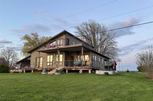 1842 Lake St, Bridport, VT, 05734-9598 | Card Image