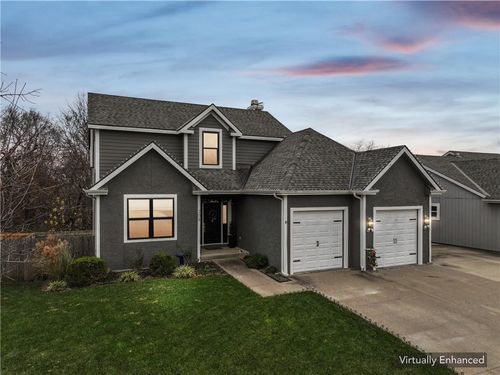 209 Hillside Dr, Baldwin City, KS, 66006-7000 | Card Image