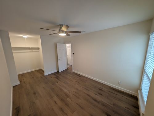 apt-b-2905 Parker Ln, Austin, TX, 78741-5566 | Card Image