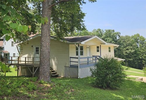485 Skyview Dr, Ellington, MO, 63638-9104 | Card Image