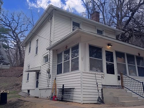 18 Walnut St, Savanna, IL, 61074-1912 | Card Image