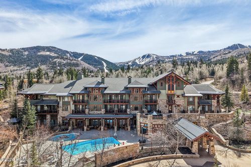 225-aandb-3540 N Escala Ct, Park City, UT, 84098-6709 | Card Image