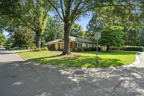 5229 Milford Road, Charlotte, NC, 28210 | Card Image