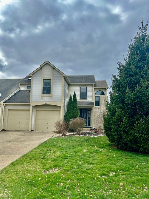 312 Carriage Ln, Franklin, IN, 46131-9714 | Card Image