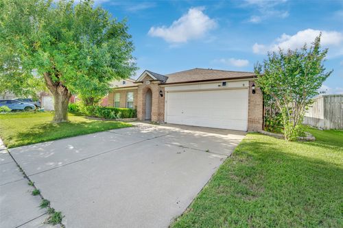 5-1407 Autumncrest Dr, Arlington, TX, 76002-3586 | Card Image
