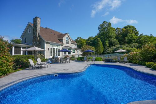 21 Brady Brook Farm Rd, Pawling, NY, 12564-3333 | Card Image