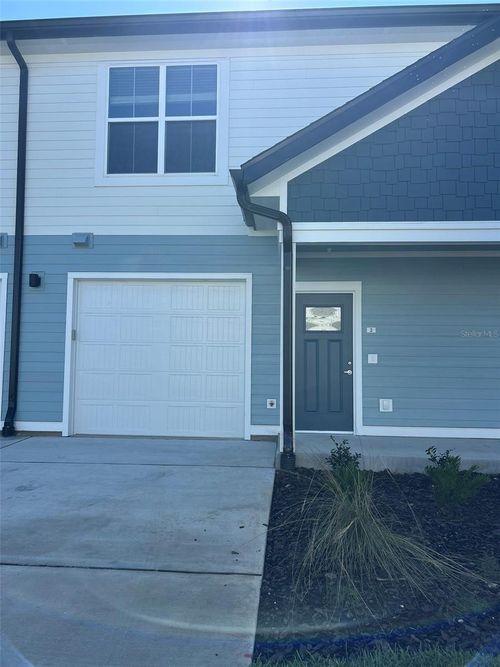 1-02-1001 E Caroline St, TAVARES, FL, 32778 | Card Image