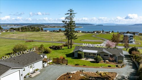 1387 Scenic Heights Rd, Oak Harbor, WA, 98277-7617 | Card Image