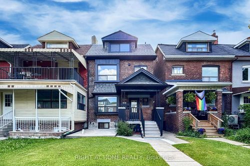 2-656 Crawford St, Toronto, ON, M6G3K2 | Card Image
