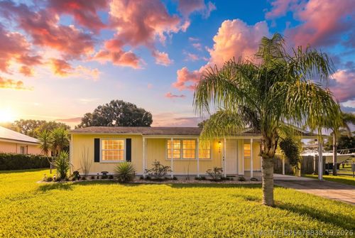 366 Bayharbor Ter, Sebastian, FL, 32958-5540 | Card Image
