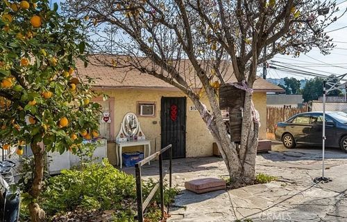 5102 Ithaca Ave, LOS ANGELES, CA, 90032 | Card Image