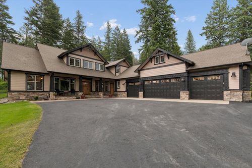 19 Ridgeway Ct, Columbia Falls, MT, 59912-9355 | Card Image