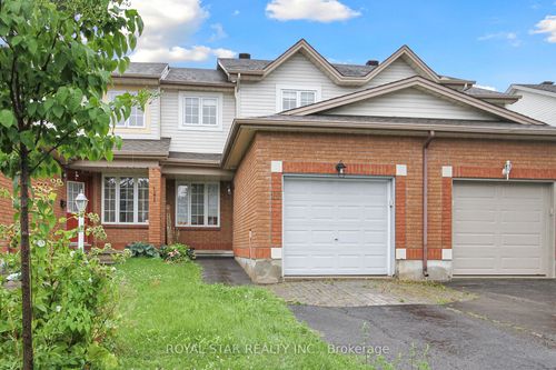 133 Margrave Ave, Ottawa, ON, K1T3X8 | Card Image