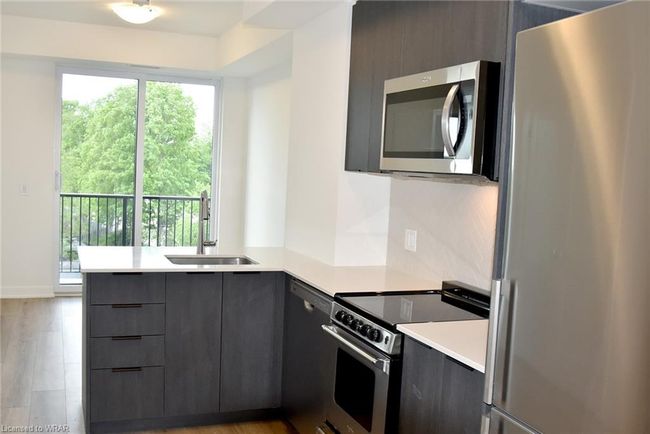 307 - 312 Erb St W, House attached with 1 bedrooms, 1 bathrooms and 1 parking in Waterloo ON | Image 9