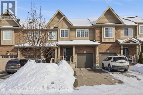 955 Zeller Cres, Kitchener, ON, N2A0C9 | Card Image