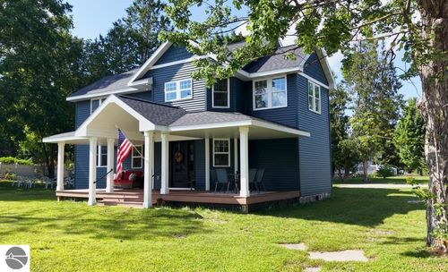 302 W Dresden St, Kalkaska, MI, 49646-7917 | Card Image