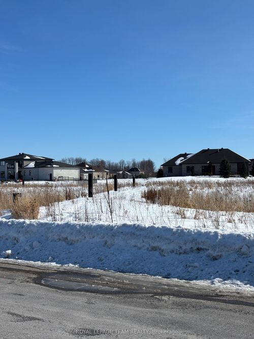 6785 Still Meadow Way E, Greely - Metcalfe - Osgoode - Vernon and Area, ON, K4P0G7 | Card Image