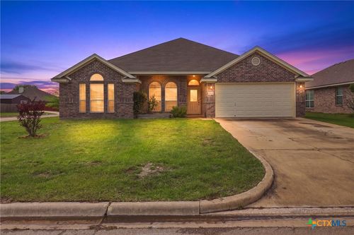 1932 Merlin Dr, Harker Heights, TX, 76548-2564 | Card Image