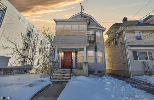 608 Washington Ave, Belleville, NJ, 07109-2820 | Card Image