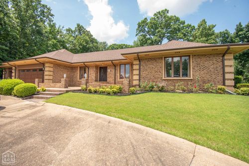 803 E Lakeshore Dr, Jonesboro, AR, 72401-4380 | Card Image
