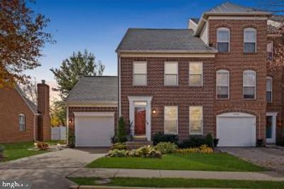 12056 Edgemere Circle, Townhouse with 3 bedrooms, 3 bathrooms and null parking in RESTON VA | Image 1