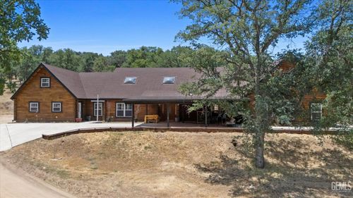 19437 Pine Summit Ct, Tehachapi, CA, 93561 | Card Image