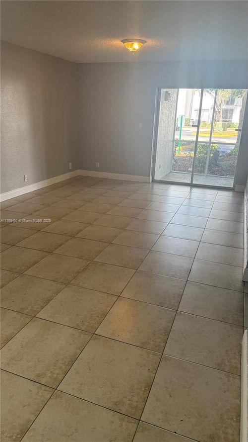 apt-380-5720 Rock Island Rd, Tamarac, FL, 33319-2872 | Card Image