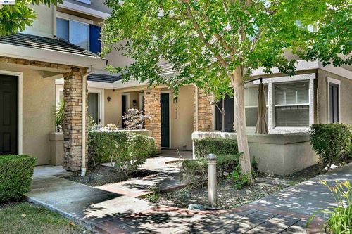 4612 Sandyford Ct, Dublin, CA, 94568-7839 | Card Image