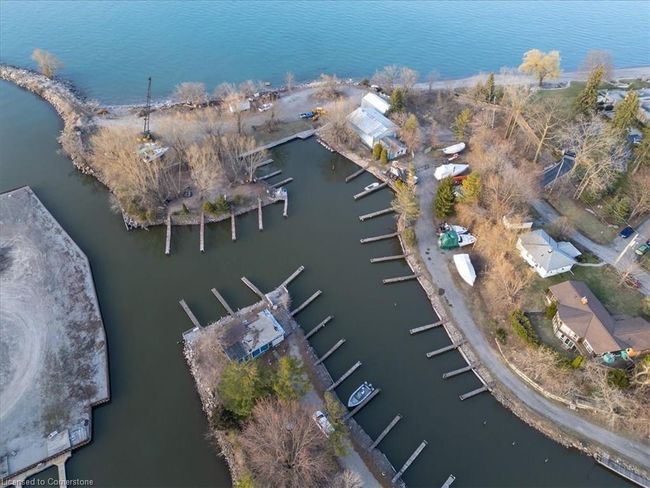 20 Lakeside Dr, House other with 5 bedrooms, 3 bathrooms and 6 parking in Grimsby ON | Image 48