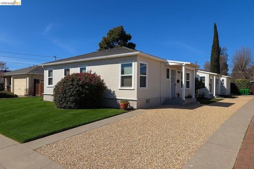 1315 135th Ave, San Leandro, CA, 94578-2543 | Card Image